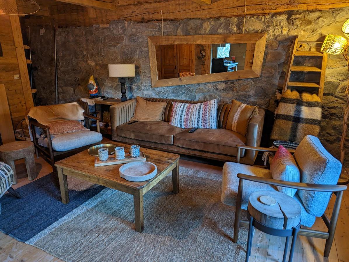 Bas De Chalet Au Coeur Des Aravis, Entre Lac Et Montagne Saint-Jean-de-Sixt Exteriér fotografie
