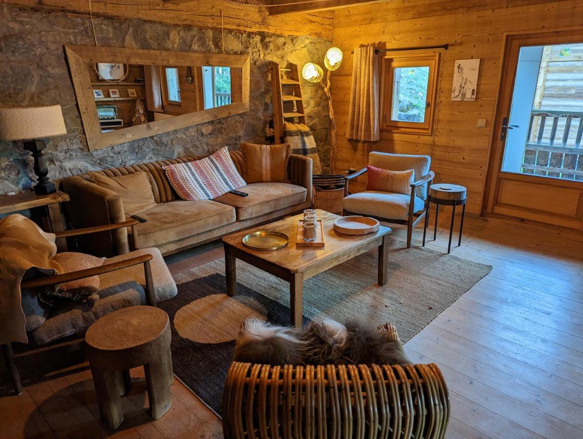 Bas De Chalet Au Coeur Des Aravis, Entre Lac Et Montagne Saint-Jean-de-Sixt Exteriér fotografie